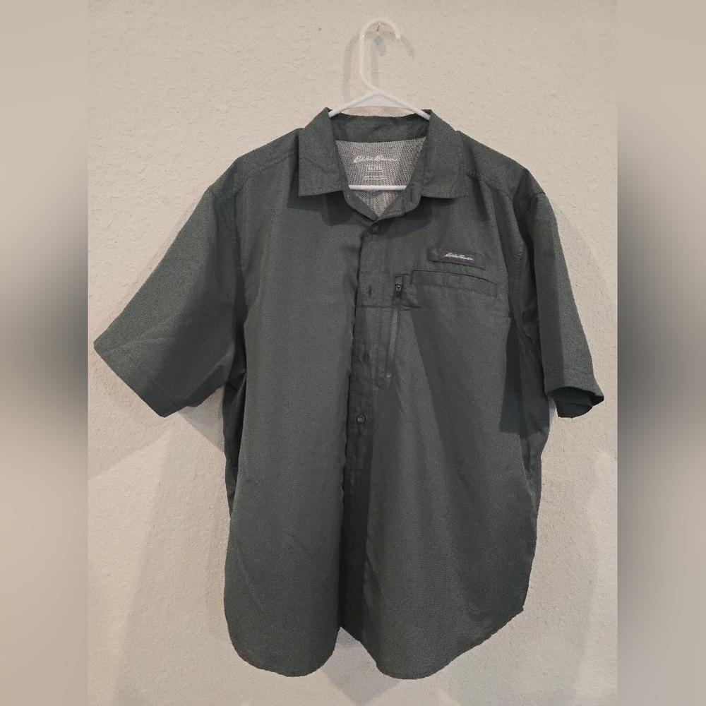 Eddie Bauer Men's Short Sleeve Fishing Button Down Shirt Olive